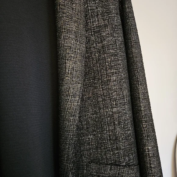 Blazer - Picture 3 of 6